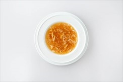 蟹 肉 魚 翅 竹 笙 羹