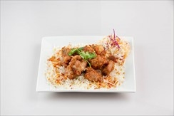 Deep-fried baby pork ribs with garlic