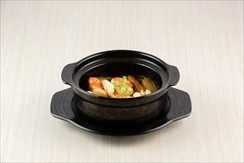 Braised seafood with eggplant in clay pot