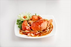 Fried mud crab, mud crab with roe, blue swimmer crab or red swimmer crab with tamarind sauce
