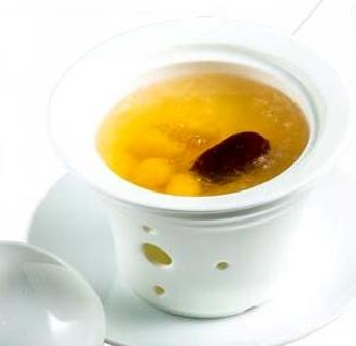 Chè Yến táo đỏ và đậu bạch quả